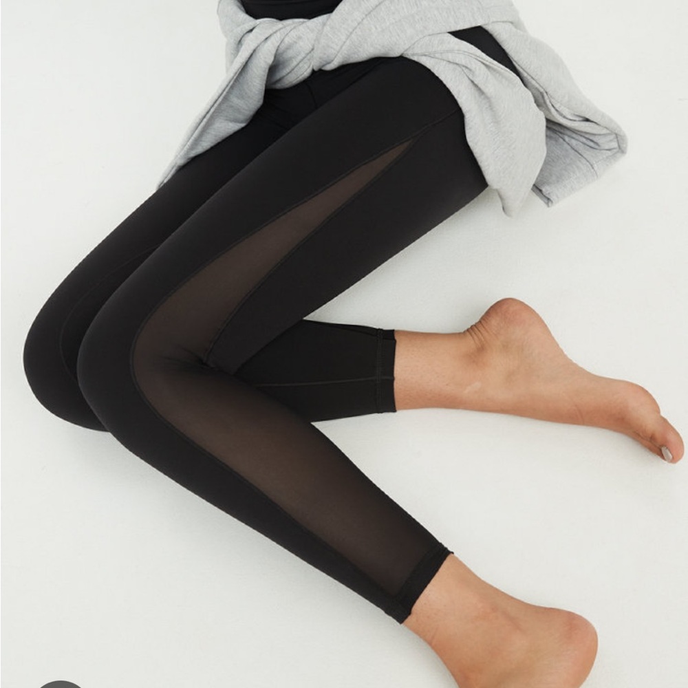aerie offline real me 7/8 leggings side mesh taupe